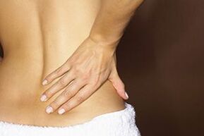 lage rugpijn symptoom van osteochondrose
